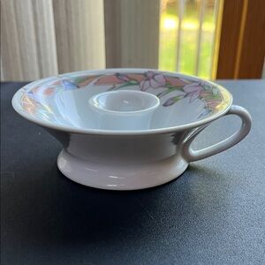 Wicks ‘N’ Sticks Fiona Apricot Floral Patterned Tapered Candle Holder